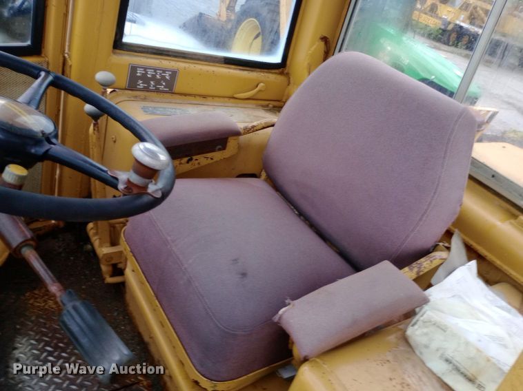 image for item DP1143 1973 Caterpillar 930 wheel loader