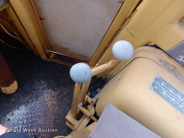 image for item DP1143 1973 Caterpillar 930 wheel loader