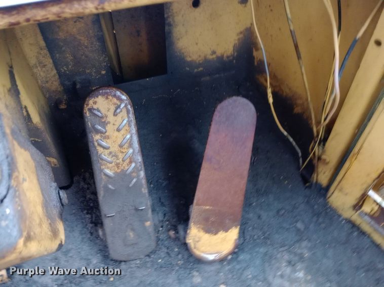 image for item DP1143 1973 Caterpillar 930 wheel loader