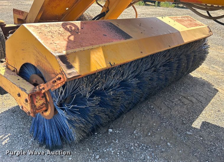 image for item DP1146 1987 Waldon Sweepmaster broom