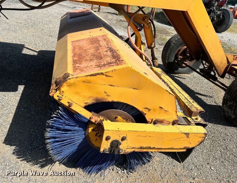 image for item DP1146 1987 Waldon Sweepmaster broom