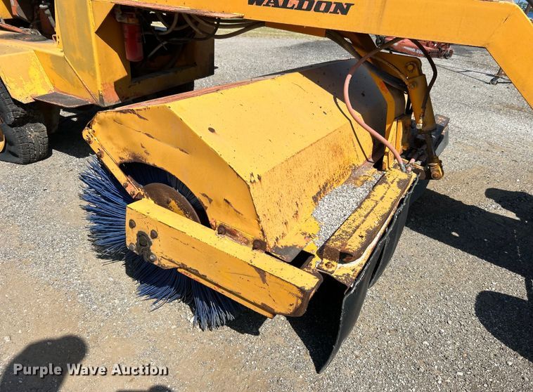 image for item DP1146 1987 Waldon Sweepmaster broom