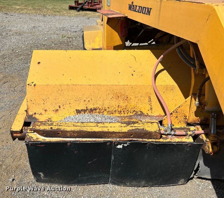 image for item DP1146 1987 Waldon Sweepmaster broom