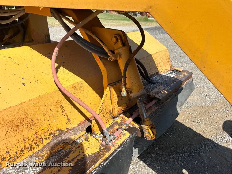 image for item DP1146 1987 Waldon Sweepmaster broom