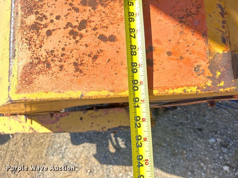 image for item DP1146 1987 Waldon Sweepmaster broom