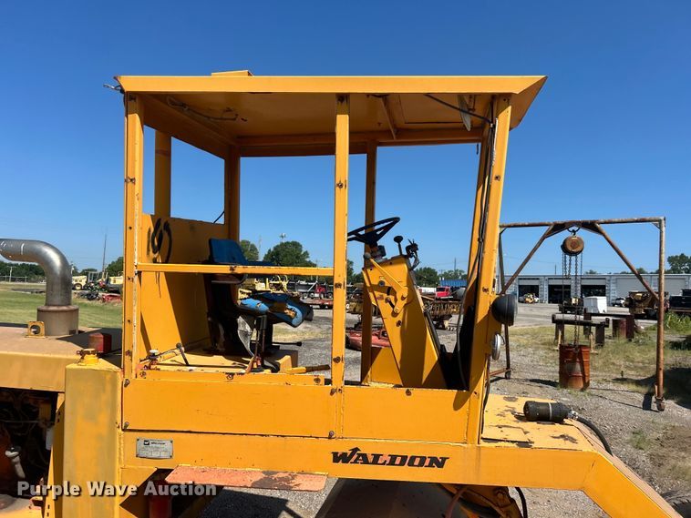 image for item DP1146 1987 Waldon Sweepmaster broom