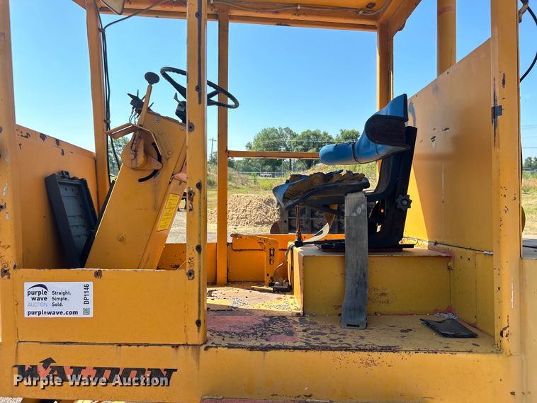 image for item DP1146 1987 Waldon Sweepmaster broom