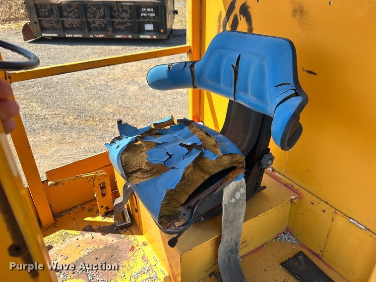 image for item DP1146 1987 Waldon Sweepmaster broom