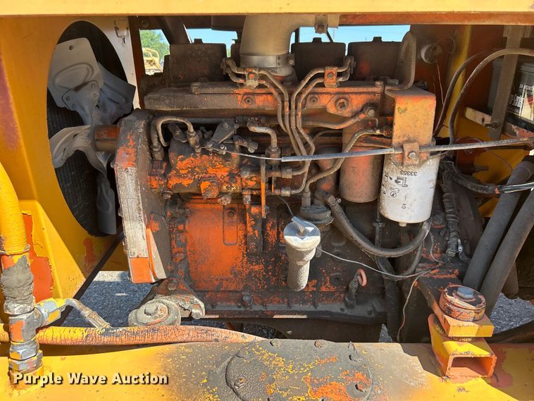 image for item DP1146 1987 Waldon Sweepmaster broom