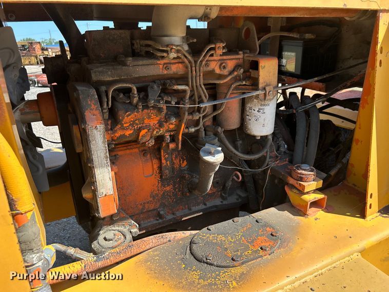 image for item DP1146 1987 Waldon Sweepmaster broom