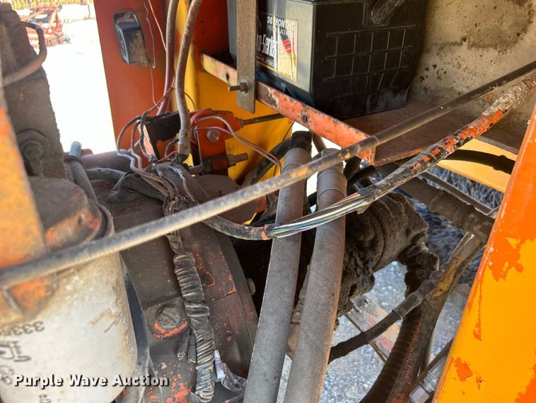 image for item DP1146 1987 Waldon Sweepmaster broom