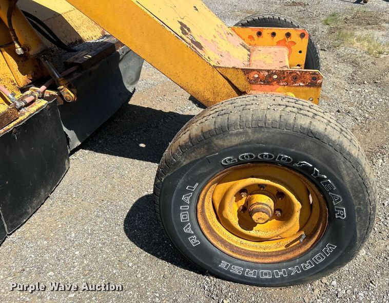 image for item DP1146 1987 Waldon Sweepmaster broom