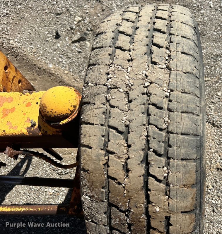 image for item DP1146 1987 Waldon Sweepmaster broom