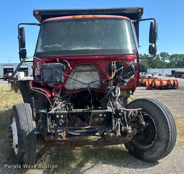 image for item DP1147 2007 International  7400 dump truck