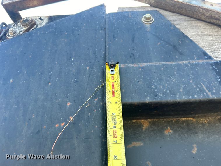 image for item DP1147 2007 International  7400 dump truck