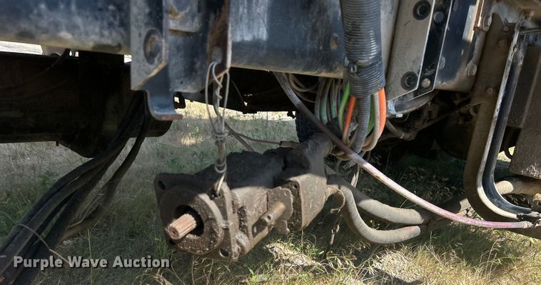 image for item DP1147 2007 International  7400 dump truck