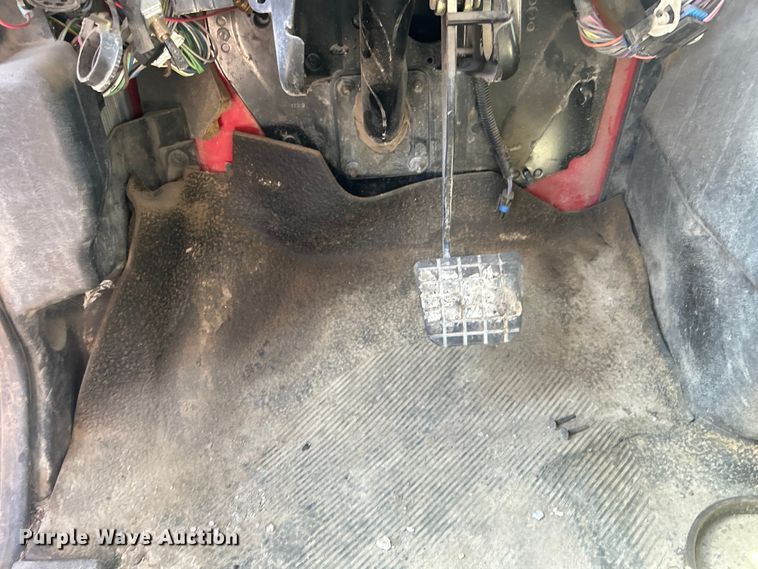 image for item DP1147 2007 International  7400 dump truck