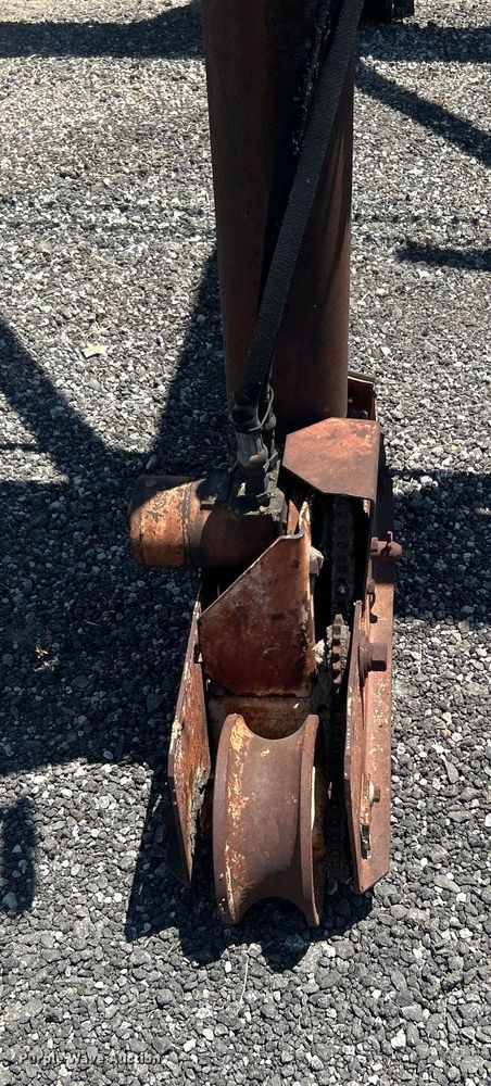 image for item DP1152 Gomaco C450 bridge deck finisher