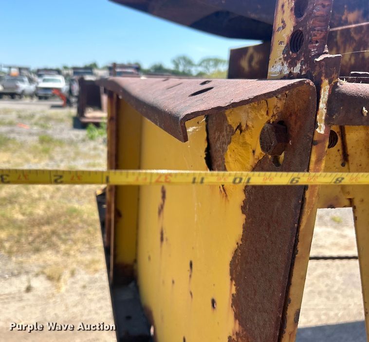 image for item DP1152 Gomaco C450 bridge deck finisher