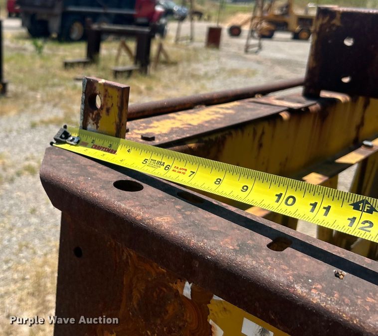 image for item DP1152 Gomaco C450 bridge deck finisher