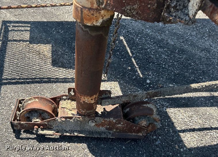 image for item DP1152 Gomaco C450 bridge deck finisher