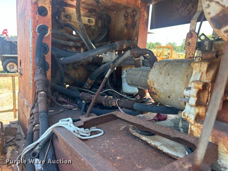 image for item DP1152 Gomaco C450 bridge deck finisher