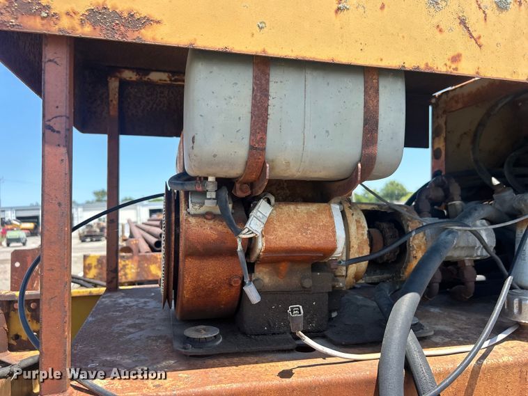 image for item DP1152 Gomaco C450 bridge deck finisher