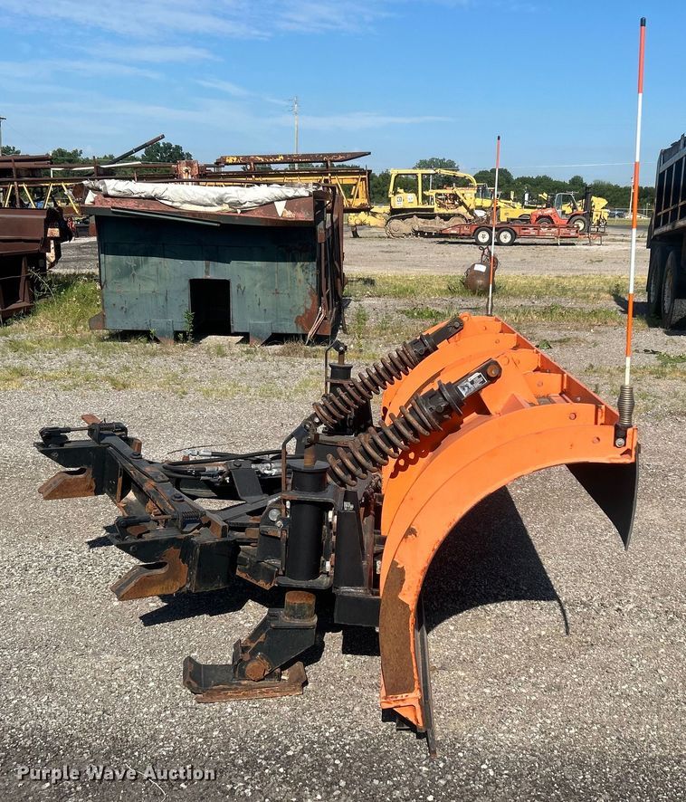 image for item DP1157 Henderson 10' snow plow