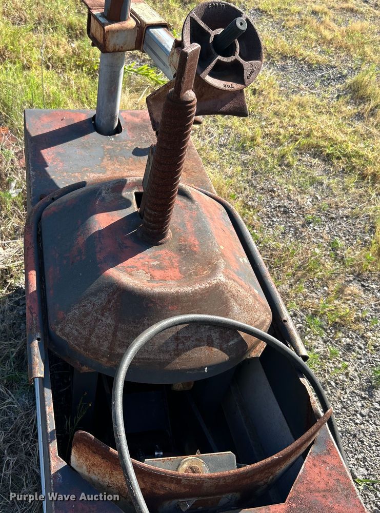 image for item DP1160 FMC 7600DP tire machine