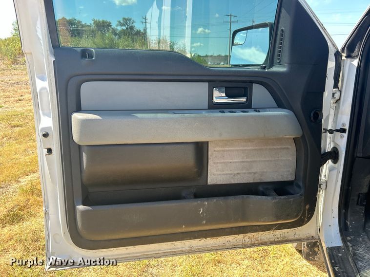 image for item DP1164 2012 Ford F150 SuperCab pickup truck