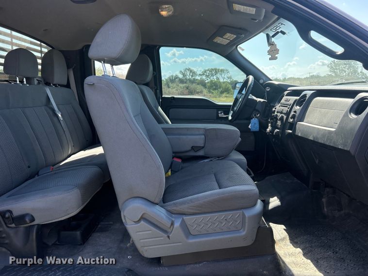 image for item DP1164 2012 Ford F150 SuperCab pickup truck