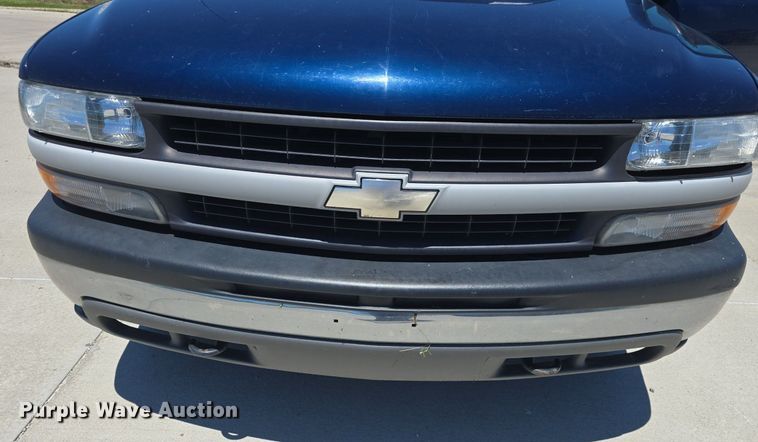 image for item DQ4387 2001 Chevrolet Silverado 1500 pickup truck