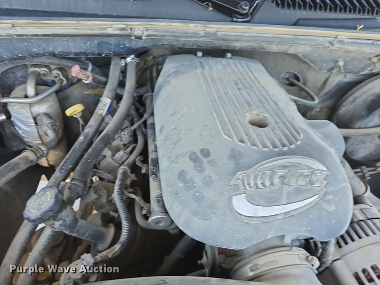 image for item DQ4387 2001 Chevrolet Silverado 1500 pickup truck