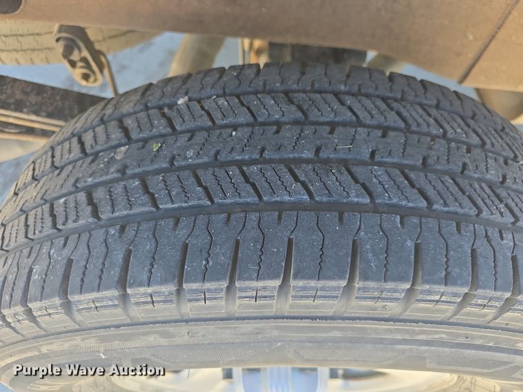 image for item DQ4387 2001 Chevrolet Silverado 1500 pickup truck