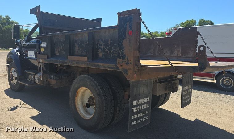 image for item DQ4390 2009 Ford F650 Super Duty XL dump truck