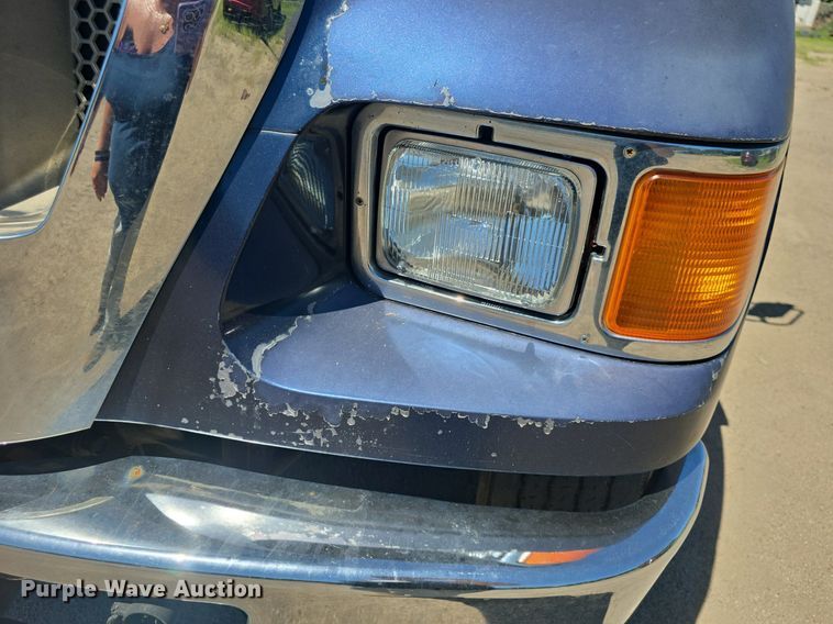 image for item DQ4390 2009 Ford F650 Super Duty XL dump truck