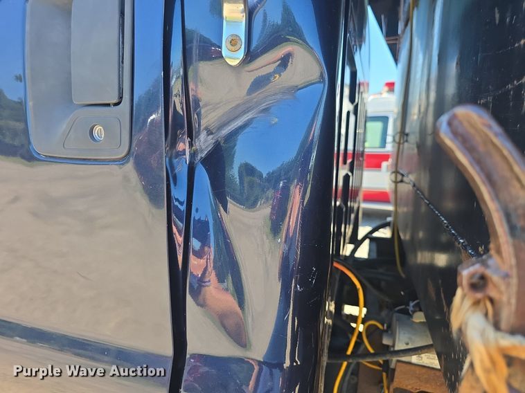 image for item DQ4390 2009 Ford F650 Super Duty XL dump truck