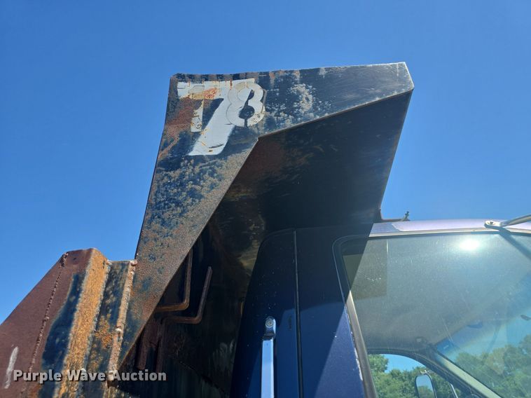 image for item DQ4390 2009 Ford F650 Super Duty XL dump truck