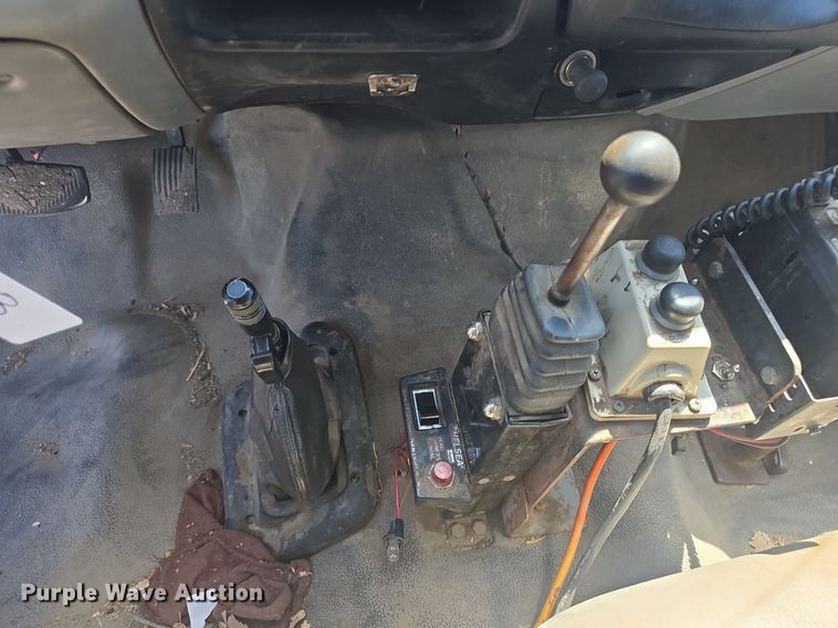 image for item DQ4390 2009 Ford F650 Super Duty XL dump truck