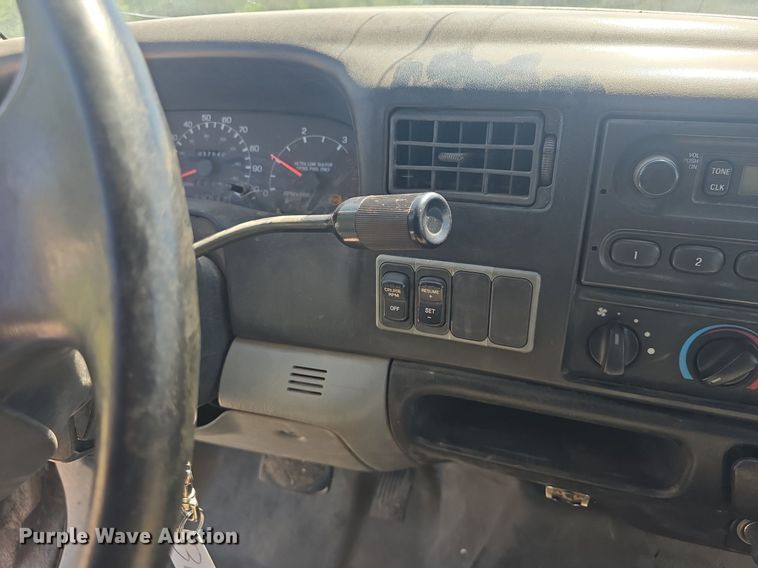 image for item DQ4390 2009 Ford F650 Super Duty XL dump truck