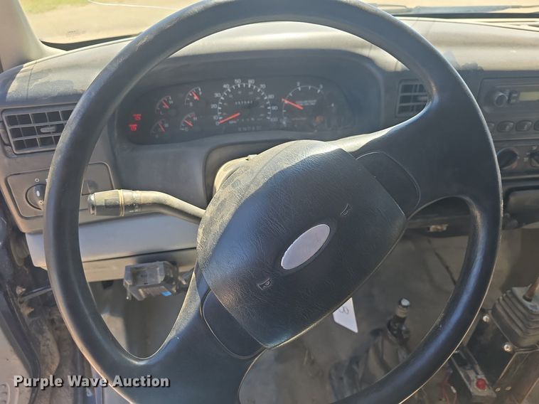 image for item DQ4390 2009 Ford F650 Super Duty XL dump truck