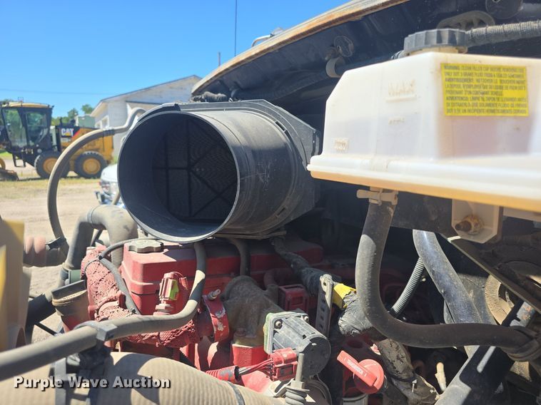 image for item DQ4390 2009 Ford F650 Super Duty XL dump truck