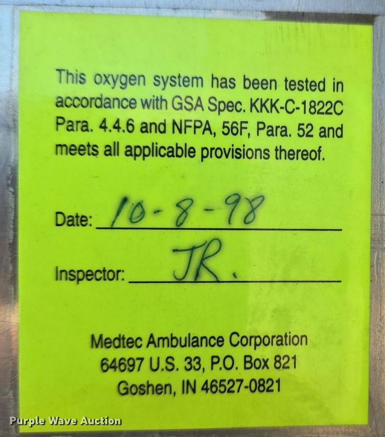 image for item DQ4391 1998 Ford E450 ambulance