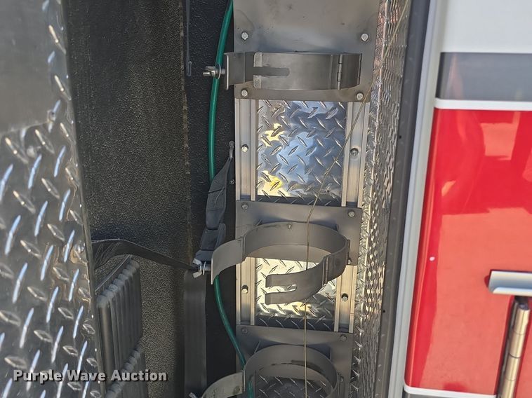 image for item DQ4391 1998 Ford E450 ambulance