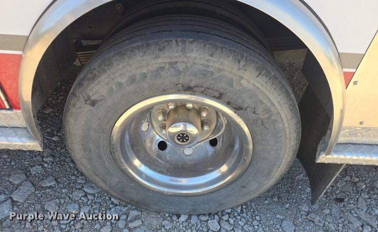 image for item DQ4391 1998 Ford E450 ambulance