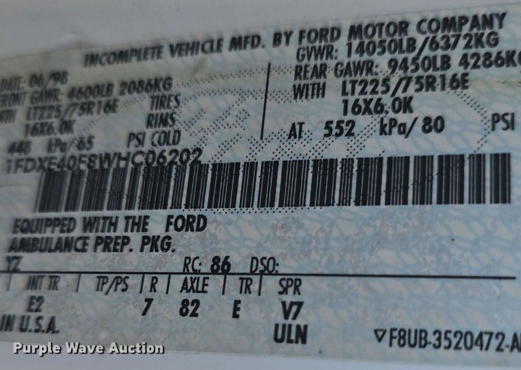 image for item DQ4391 1998 Ford E450 ambulance