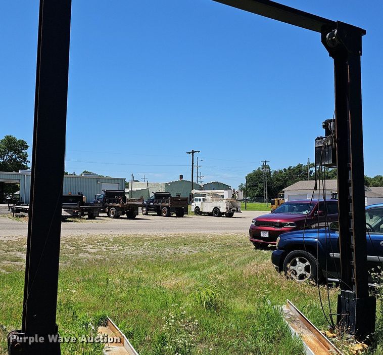 image for item DQ4394 Hydra-Lift  two post automotive lift