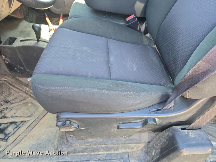 image for item DQ4399 2013 Chevrolet Silverado 1500 Ext. Cab pickup truck