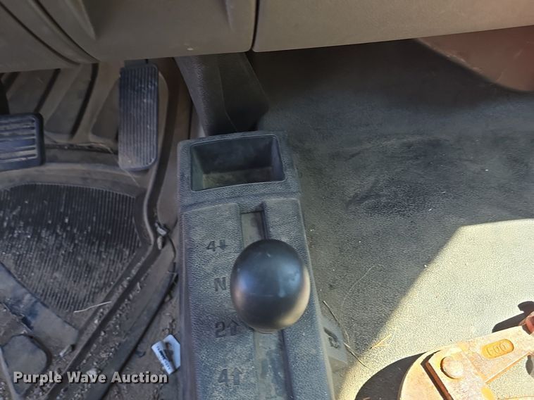 image for item DQ4399 2013 Chevrolet Silverado 1500 Ext. Cab pickup truck