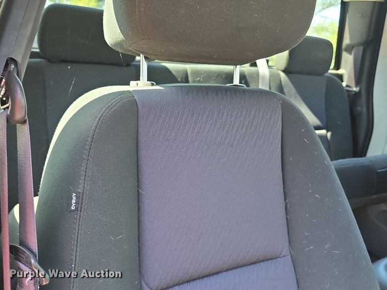 image for item DQ4399 2013 Chevrolet Silverado 1500 Ext. Cab pickup truck